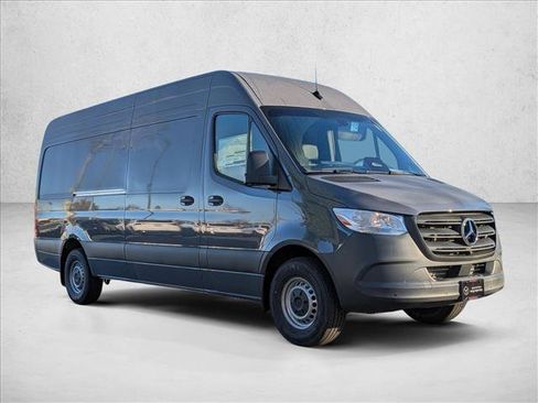 New 2026 Mercedes-Benz Sprinter 2500 image 7