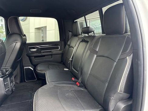 Used 2022 RAM 2500 Laramie w/ Night Edition AWD/4WD image 10