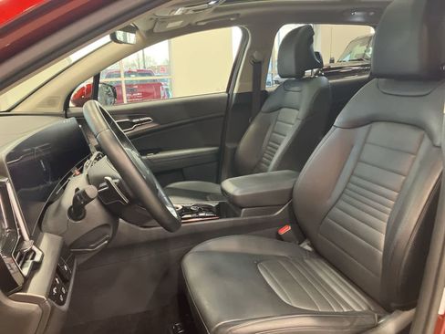 Used 2024 Kia Sportage SX Prestige image 11