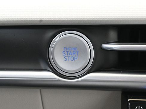 New 2026 Hyundai Tucson Blue SE image 33