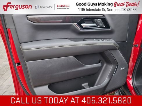 New 2026 GMC Yukon Elevation w/ Elevation Premium Package AWD/4WD image 12