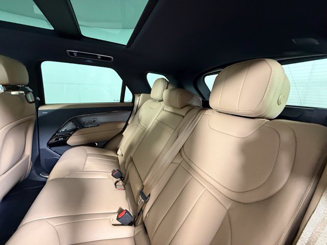 New 2027 Land Rover Range Rover Sport SE AWD/4WD image 26