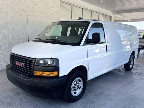 Used 2019 GMC Savana 2500 Extended w/ Driver Convenience Package RWD image 4