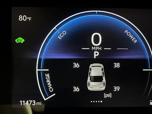 Used 2026 Toyota Camry LE FWD image 24