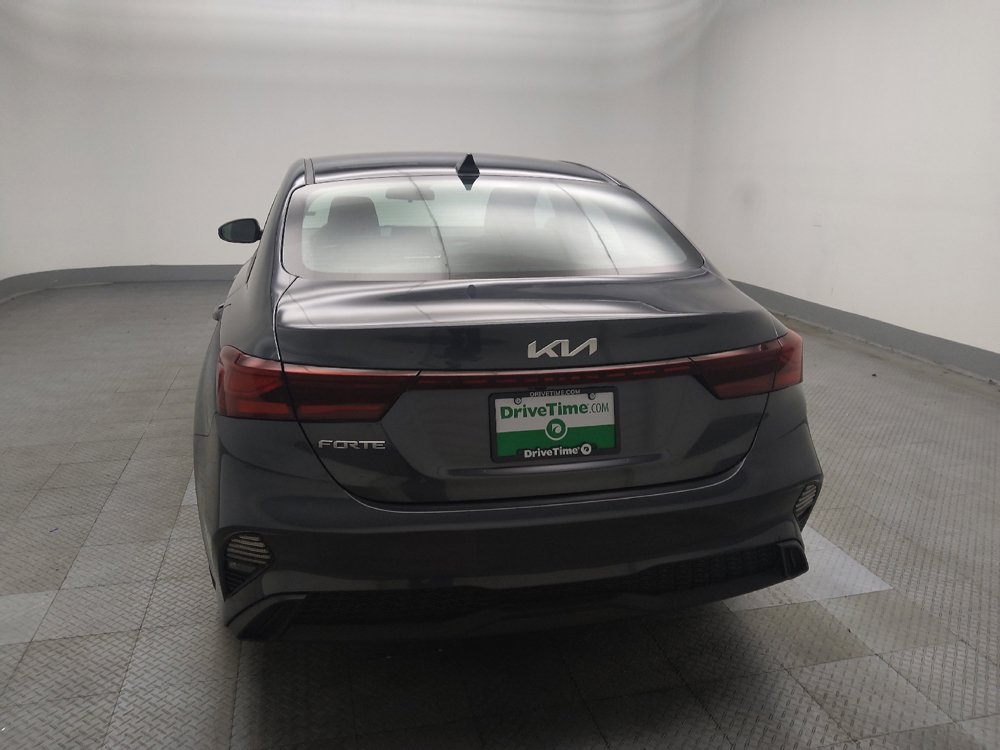 Used 2023 Kia Forte LXS w/ LXS Technology Package FWD image 6