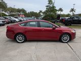 Used 2019 Ford Fusion SE image 3