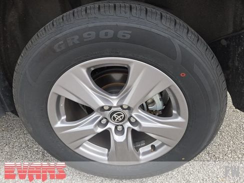 Certified 2025 Toyota RAV4 XLE AWD/4WD image 24