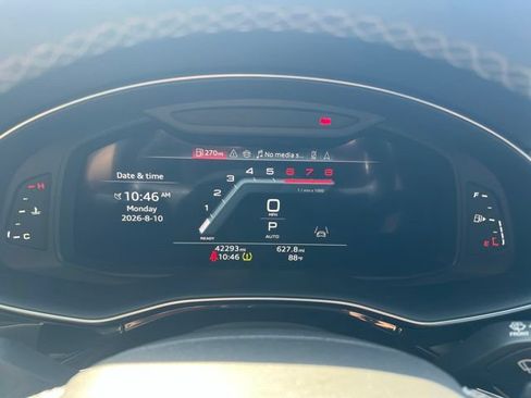 Used 2025 Audi Q7 3.0T Premium Plus AWD/4WD image 2