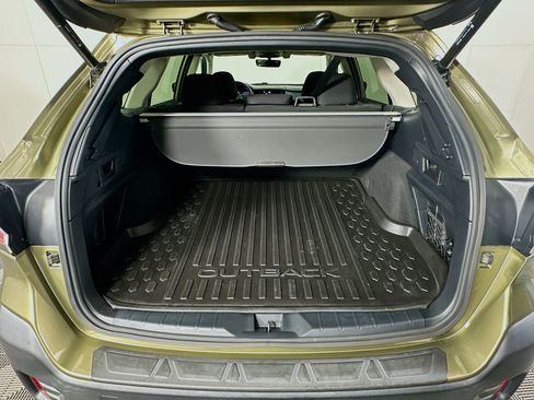 Used 2022 Subaru Outback Premium AWD/4WD image 27