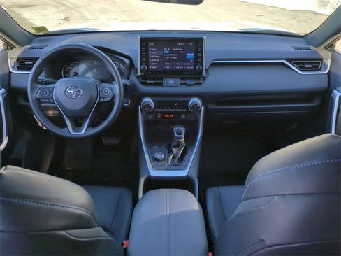 Used 2022 Toyota RAV4 XSE image 18