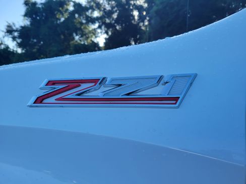 Certified 2020 Chevrolet Silverado 1500 LTZ AWD/4WD image 15