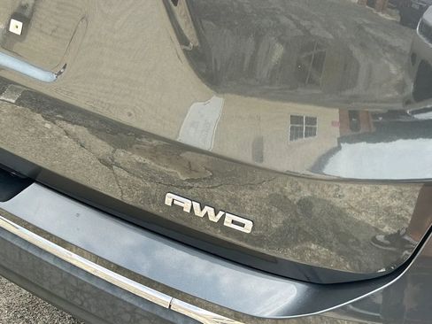 Used 2020 GMC Terrain SLT image 6