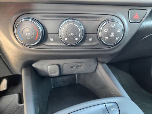 Used 2024 Chevrolet Trax RS w/ Driver Confidence Package FWD image 15