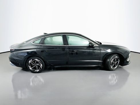 Used 2024 Hyundai Sonata SEL w/ Convenience Package image 8