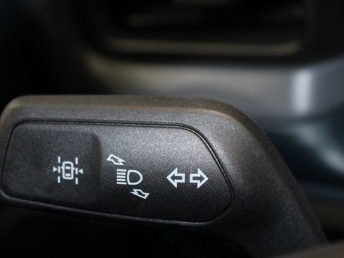 New 2025 Ford Maverick XL image 41