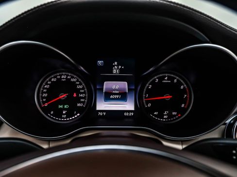 Used 2015 Mercedes-Benz C 300 Sedan image 18