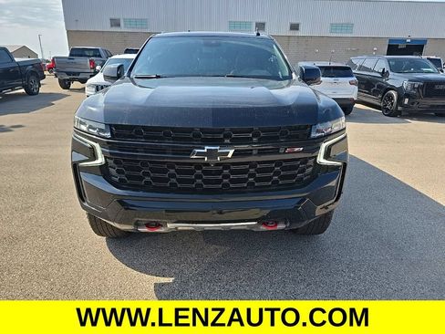 Used 2023 Chevrolet Tahoe Z71 w/ Luxury Package AWD/4WD image 2