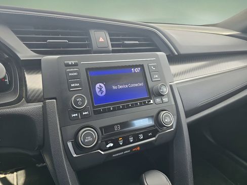 Used 2017 Honda Civic Sport image 22