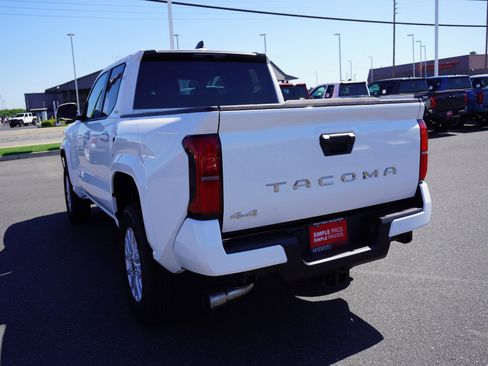 New 2026 Toyota Tacoma SR5 image 9