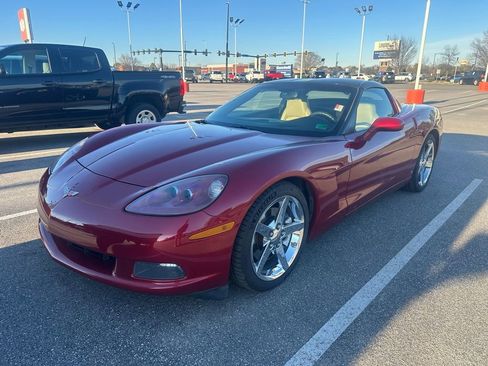 Used 2008 Chevrolet Corvette Coupe w/ Preferred Equipment Group image 2