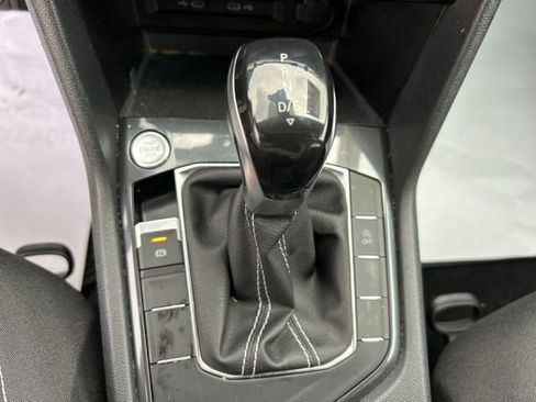 Certified 2022 Volkswagen Tiguan S image 20