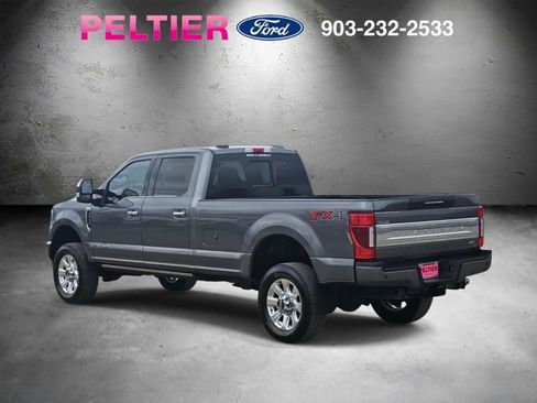 Used 2022 Ford F350 Platinum image 4