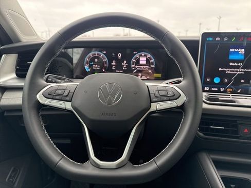 New 2026 Volkswagen Tiguan SE image 12