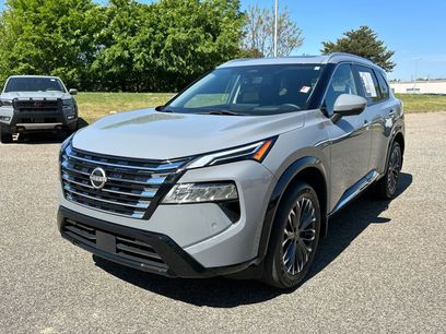 Used 2024 Nissan Rogue Platinum w/ Platinum Premium Package