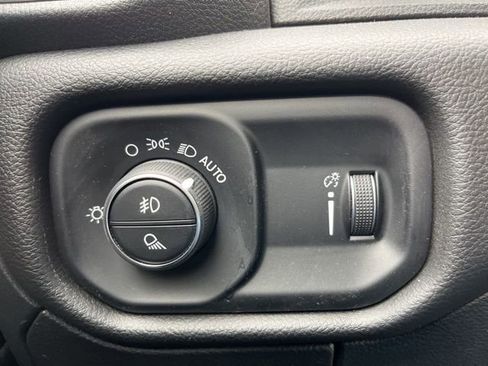 Used 2025 RAM 1500 Big Horn image 28