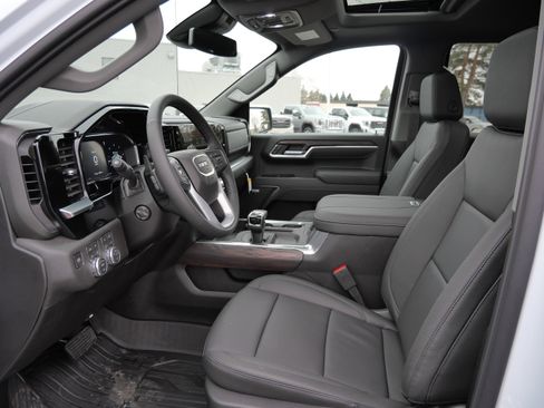 New 2026 GMC Sierra 1500 SLT w/ SLT Premium Plus Package image 3