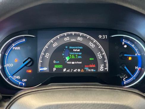 Certified 2023 Toyota RAV4 LE AWD/4WD image 26