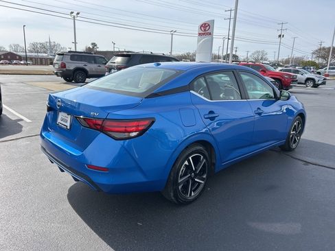 Used 2024 Nissan Sentra SV image 18