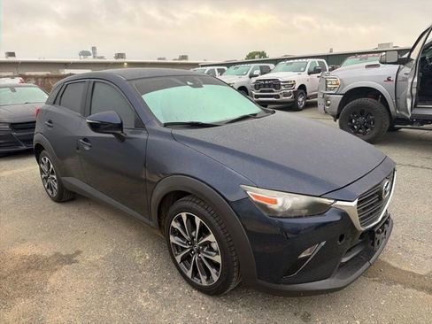 Used 2019 MAZDA CX-3 Touring w/ Preferred Equipment Package image 4