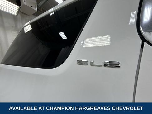 Certified 2023 GMC Acadia SLE w/ Driver Convenience Package image 40