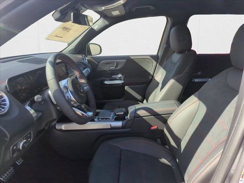 Used 2023 Mercedes-Benz EQB 300 4MATIC image 20