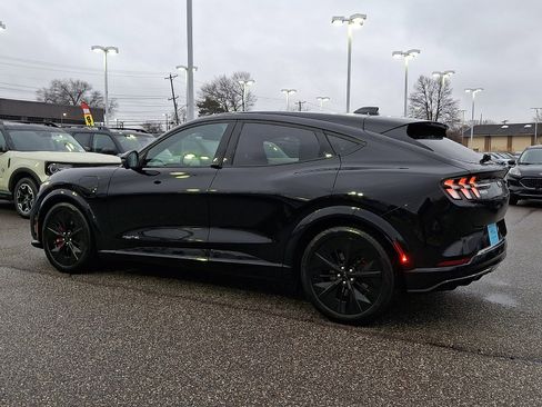 Used 2025 Ford Mustang Mach-E GT image 7