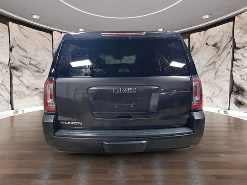 Used 2017 GMC Yukon SLE w/ SLE Value Package image 4