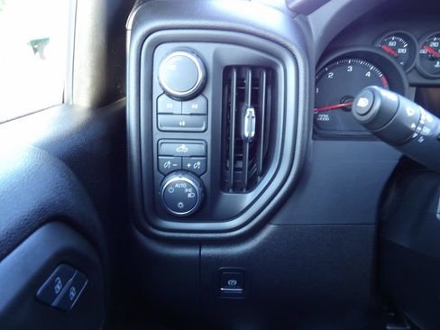 Used 2025 Chevrolet Silverado 3500 W/T w/ WT Convenience Package AWD/4WD image 19
