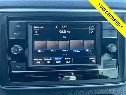 Used 2023 Volkswagen Atlas Cross Sport SE image 23