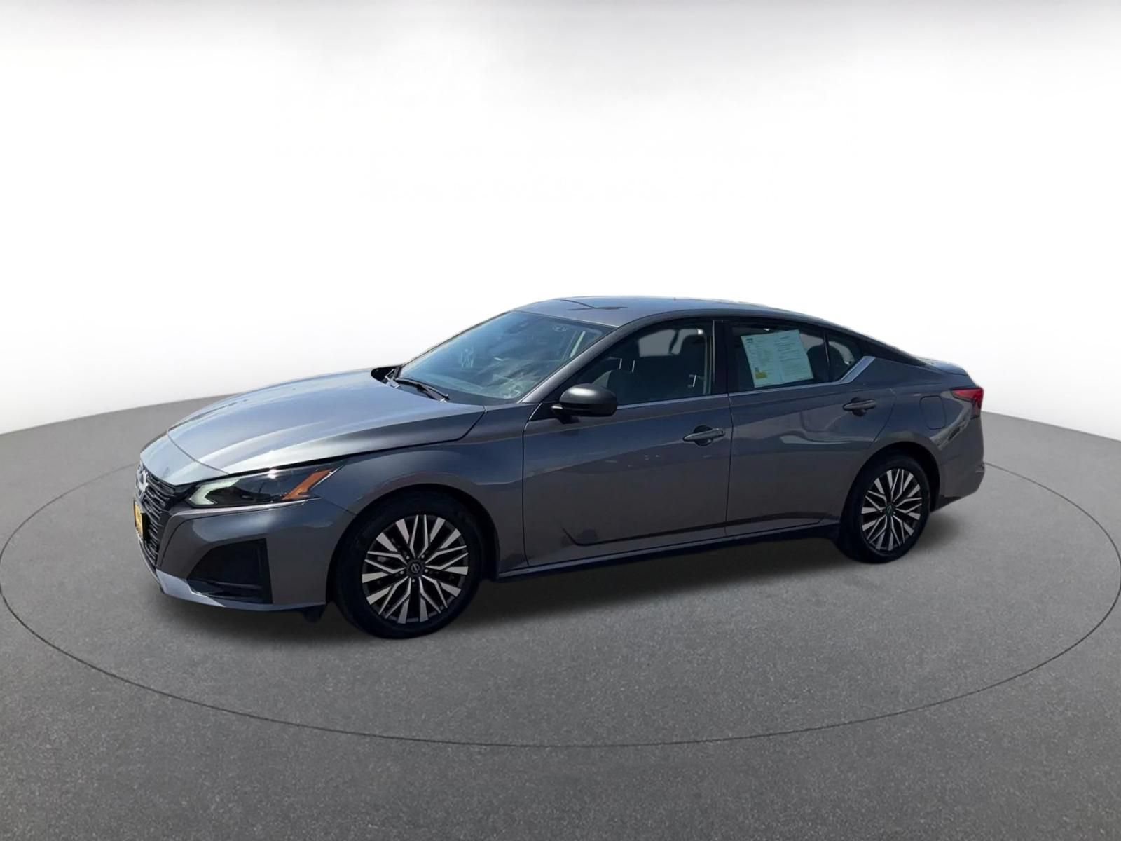 Used 2026 Nissan Altima 2.5 SV FWD image 7