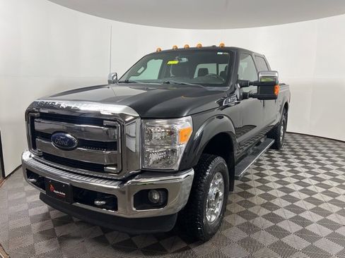 Used 2015 Ford F250 Lariat w/ Chrome Package image 3