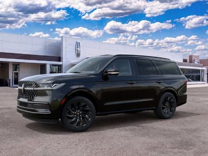 New 2027 Lincoln Navigator Reserve w/ Jet Appearance Package