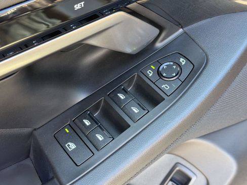 Used 2024 BMW 530i w/ Premium Package RWD image 18