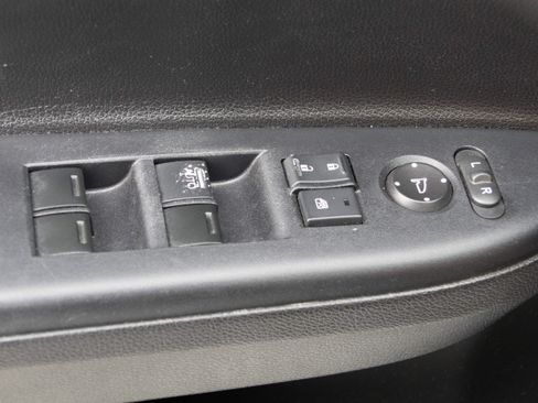 Used 2017 Honda Accord Sport image 13