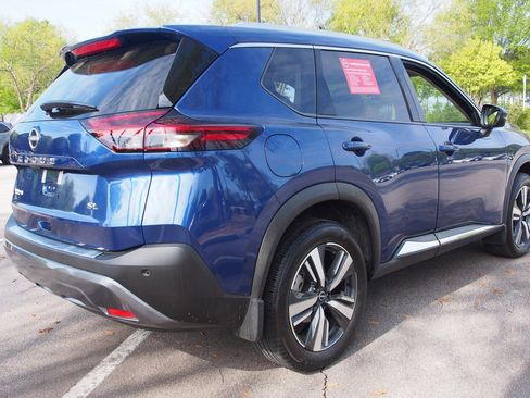 Used 2023 Nissan Rogue SL image 7