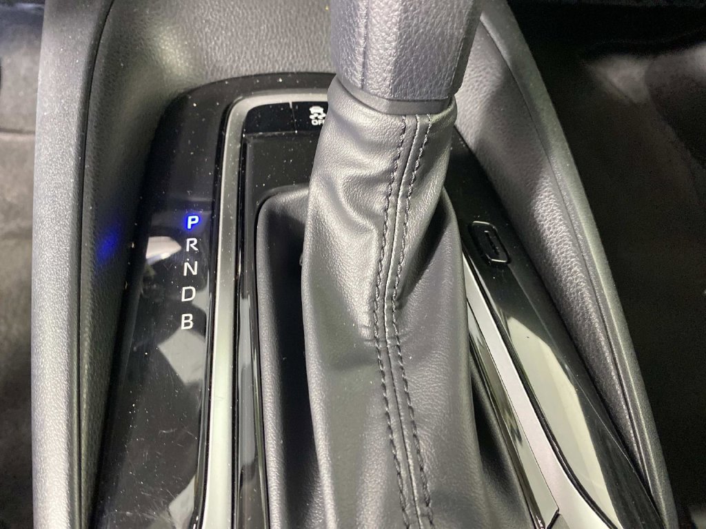 Used 2023 Toyota Corolla LE w/ Carpet Mat Package (TMS) FWD image 21