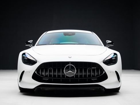Used 2025 Mercedes-Benz AMG GT 63 image 8