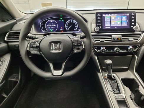 Used 2018 Honda Accord EX image 22