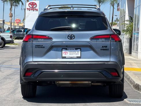 Used 2024 Toyota Corolla Cross AWD Hybrid w/ Convenience Package image 6