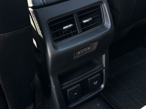 Used 2019 Ford Edge ST w/ Equipment Group 401A AWD/4WD image 28